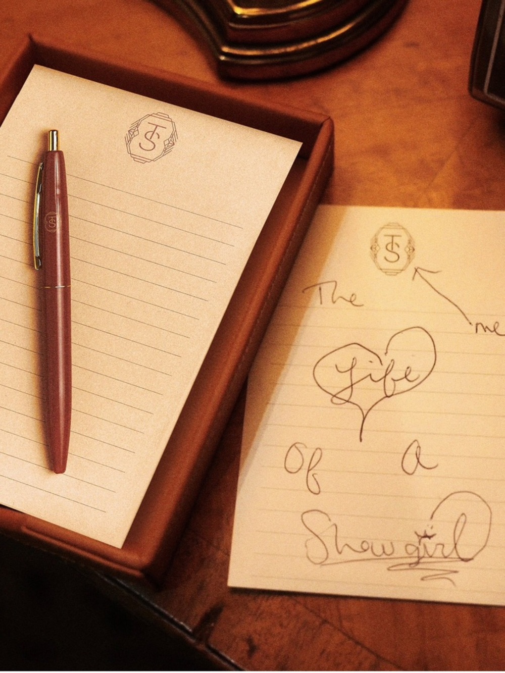 NEW Taylor Swift The Life of a Showgirl Notepad & Tray - Picture 3 of 3